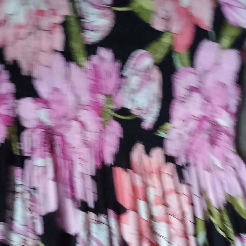 Floral & Ivy Bell Sleeve Blouse - Pink and Black - Picture 5 of 9